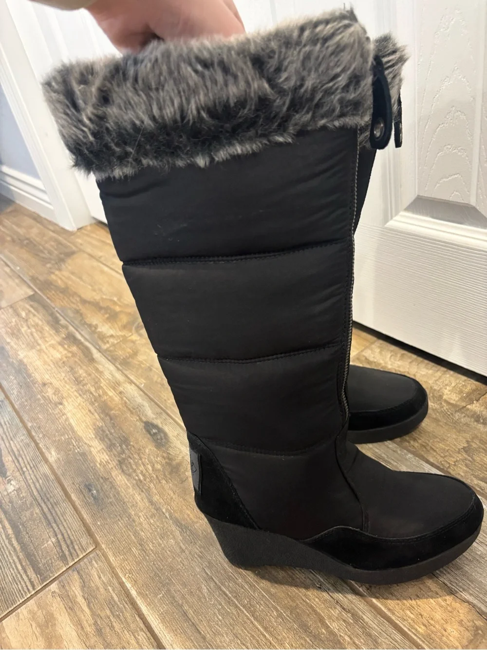 Juicy Couture Black Knee-High Winter Boots with Faux Fur Cuff